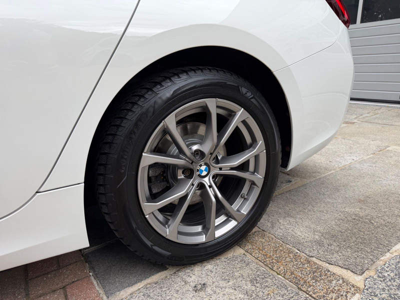 BMW 320 d Advantage Touring 2.Hand LED 8-Fach — photo 9
