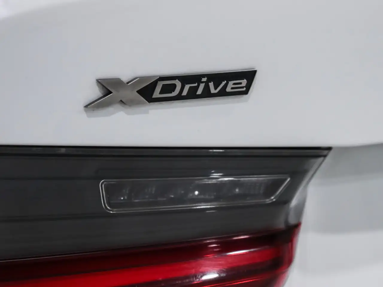 BMW 3 Series снимка BMW 3 Series