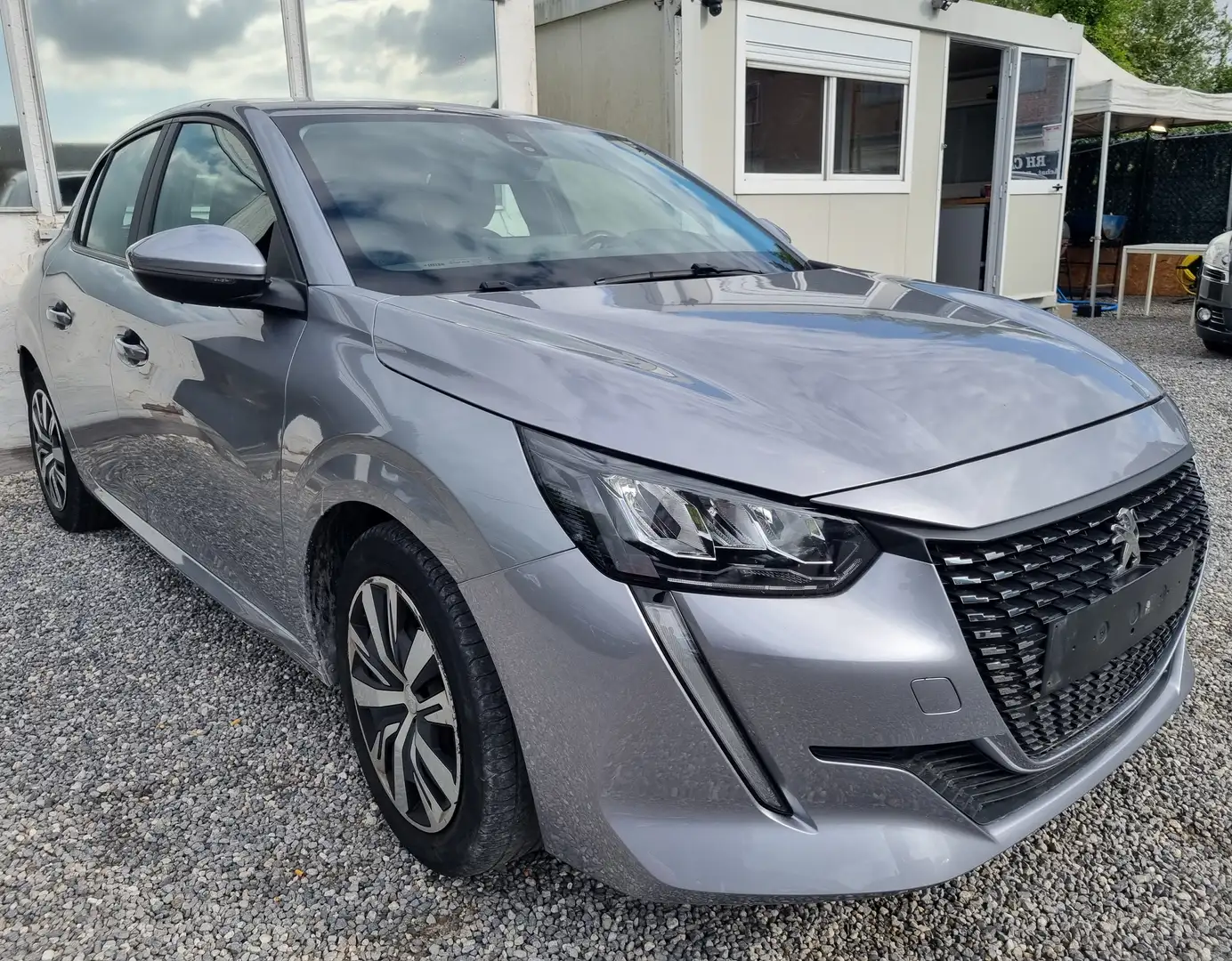 Peugeot 208 208 1.2i PureTech Active**48 861km** Gris - 2