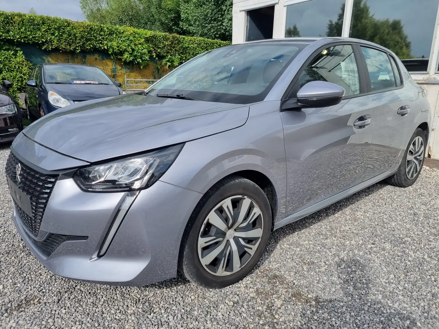 Peugeot 208 208 1.2i PureTech Active**48 861km** Gris - 1