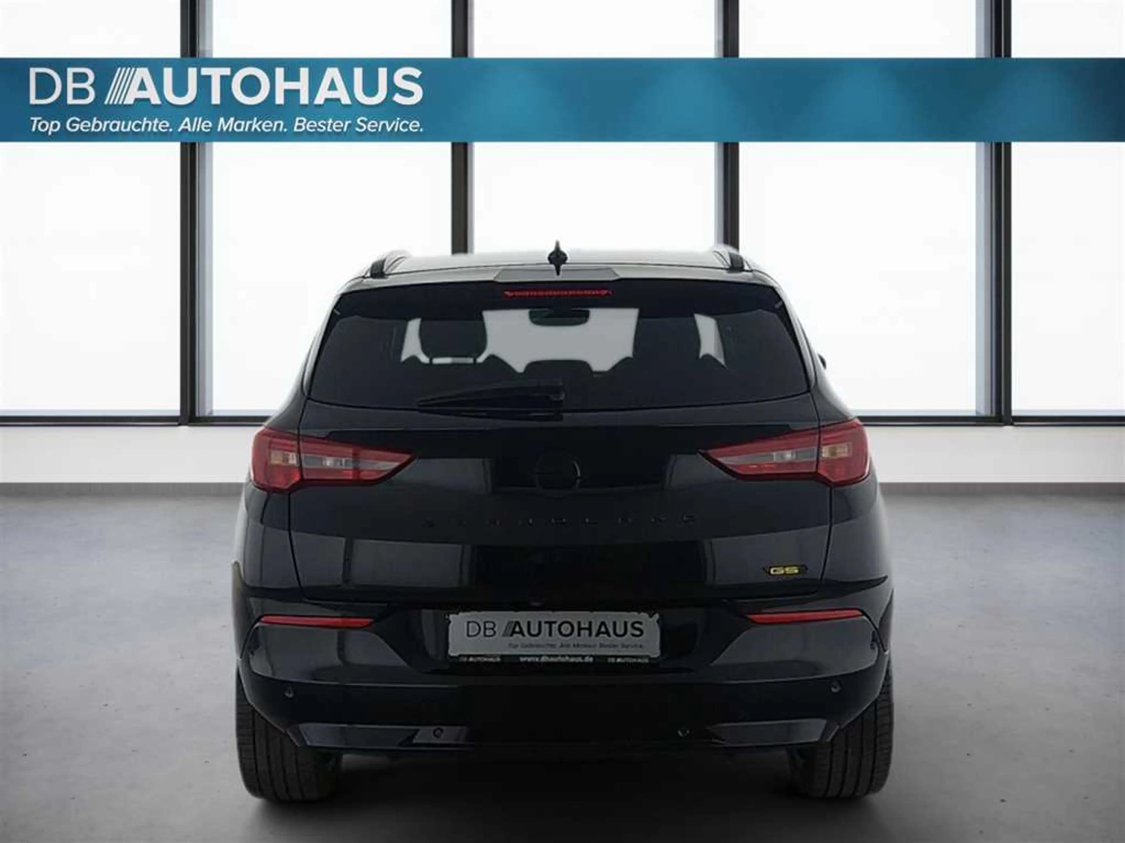 Opel Grandland Ultimate GSE 1.6 PHEV — photo 5