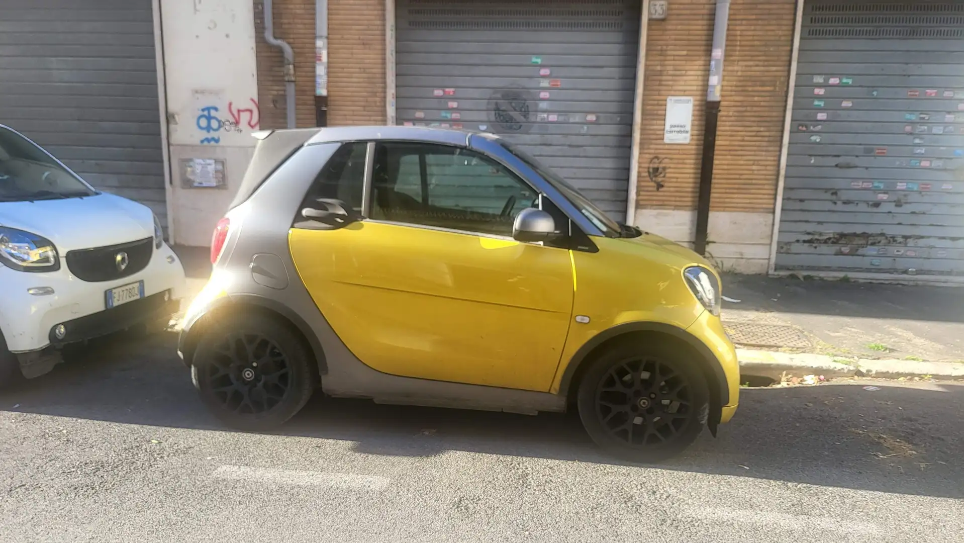 smart forTwo Fortwo Cabrio Passion Золотистый - 1