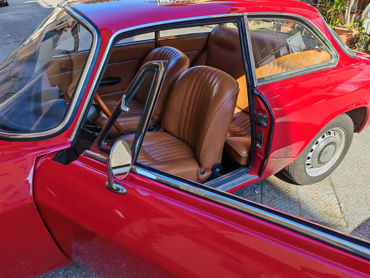 Alfa Romeo GT Junior 1300 del 1971, foto 2