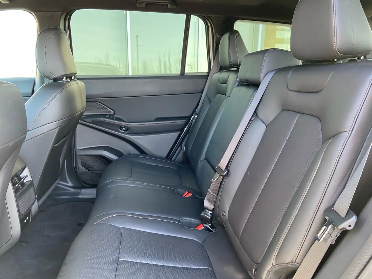 Jeep Cherokee снимка Jeep Cherokee