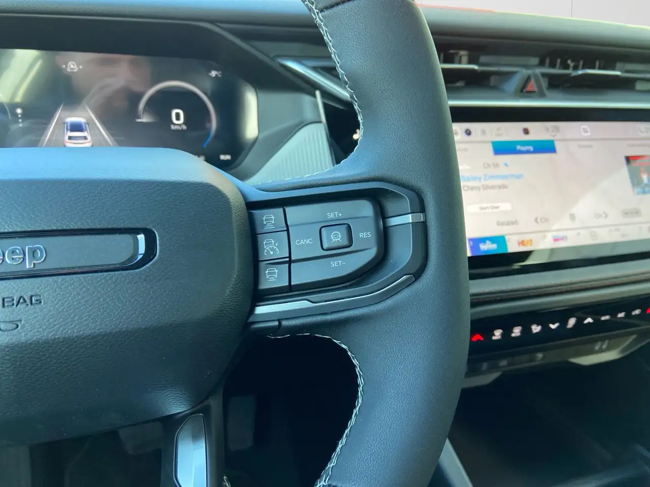 Jeep Cherokee снимка Jeep Cherokee