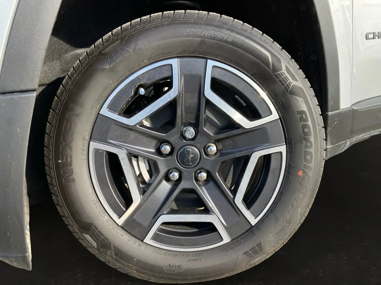 Jeep Cherokee снимка Jeep Cherokee