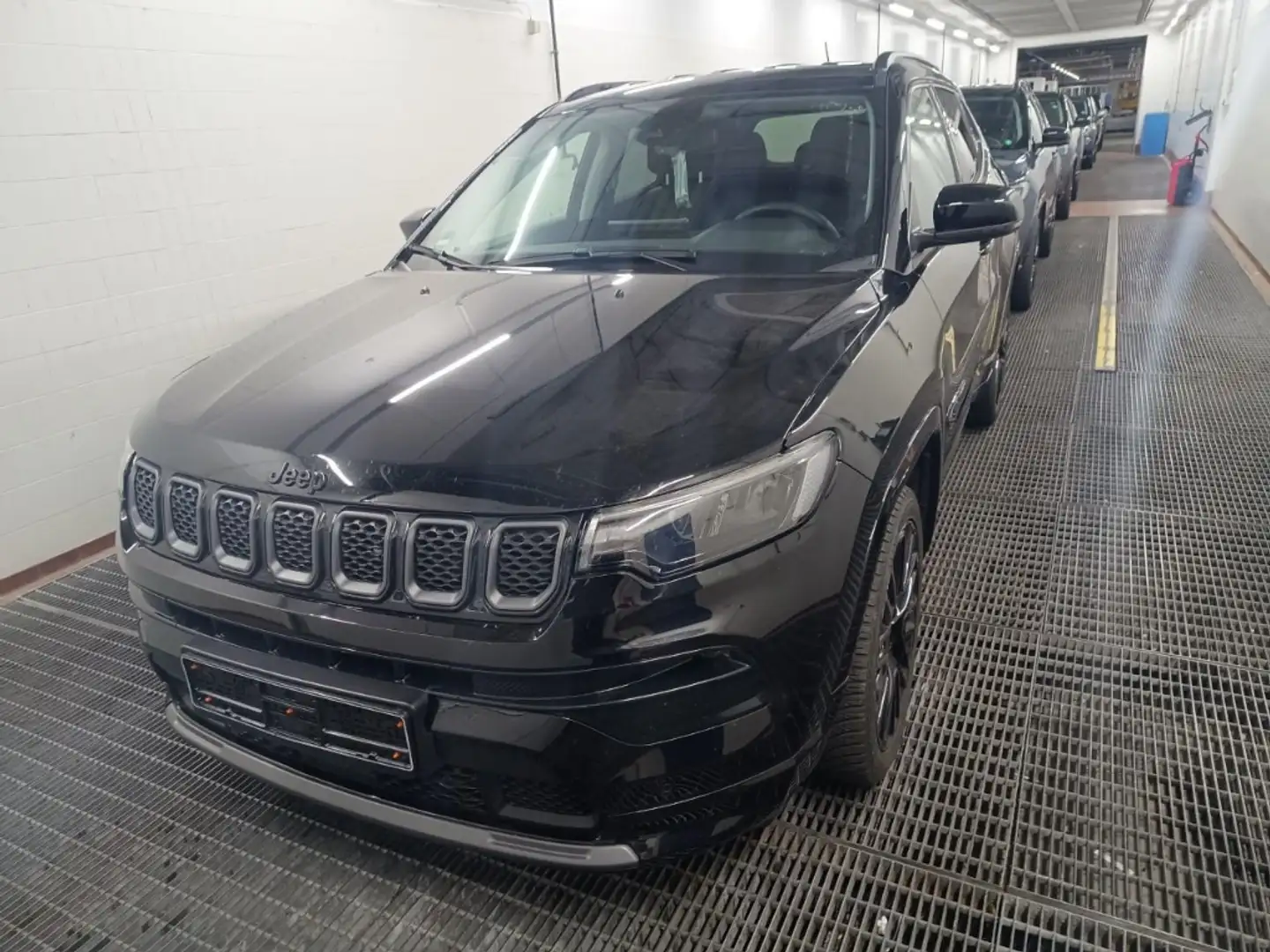 Jeep Compass S Mild-Hybrid FWD 1.5 MultiAir Leder SHZ Schwarz - 2