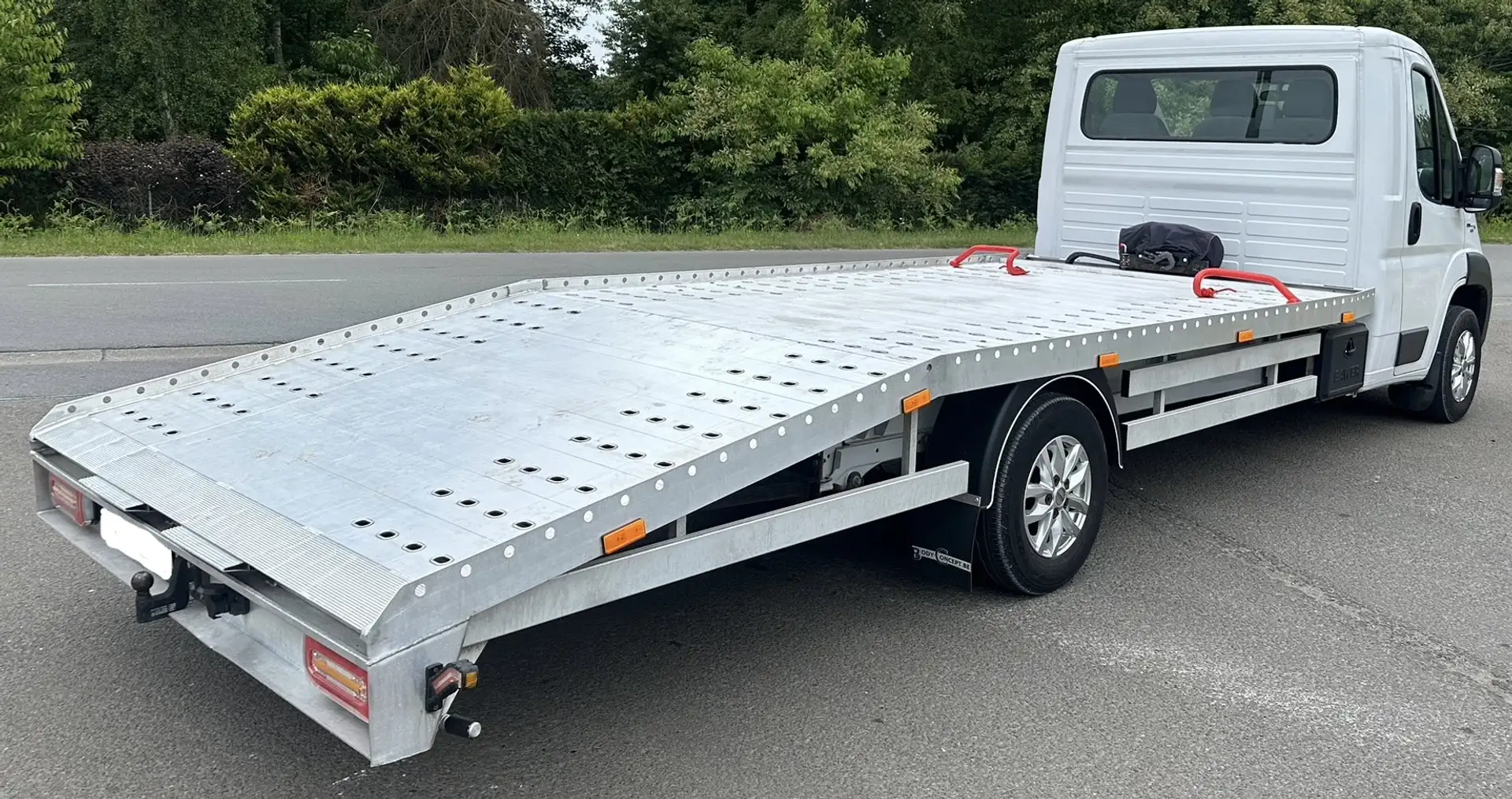 Fiat Ducato 2.3 depanneuse avec feuille rose - 2