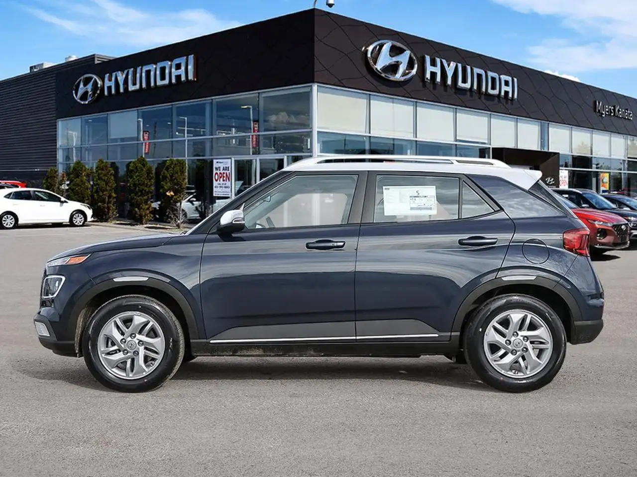 Hyundai Venue снимка Hyundai Venue