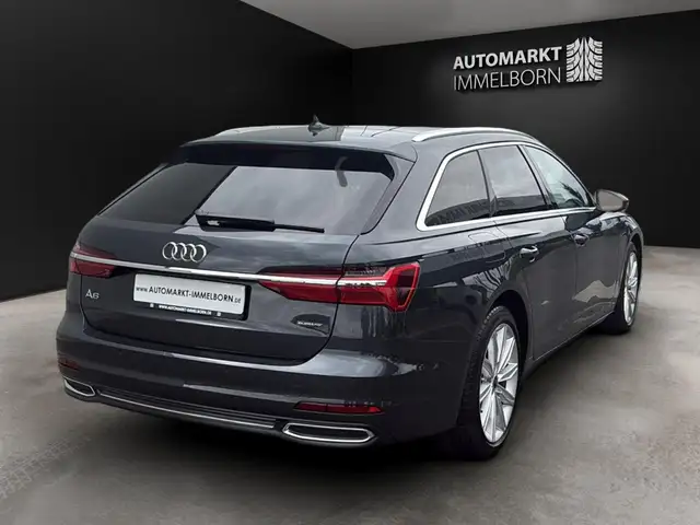 Audi A6 view 11