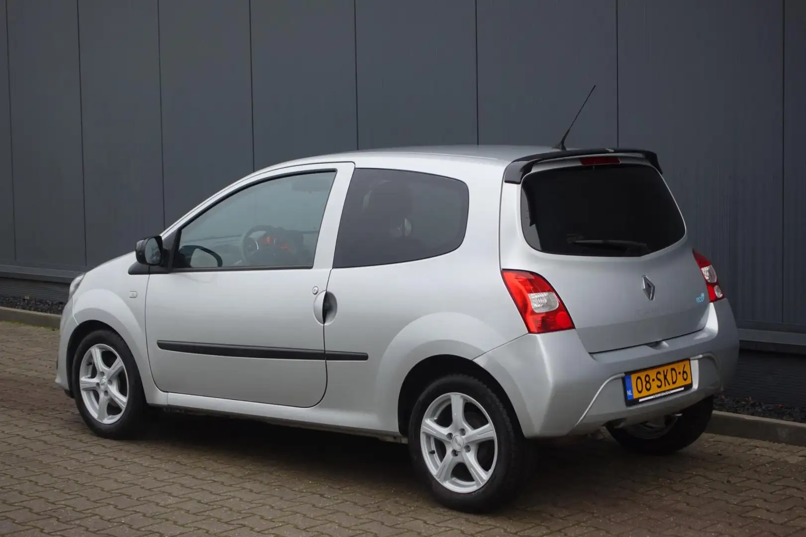 Renault Twingo 1.2-16V Collection Grau - 2