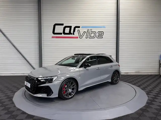 Audi RS3 view 8