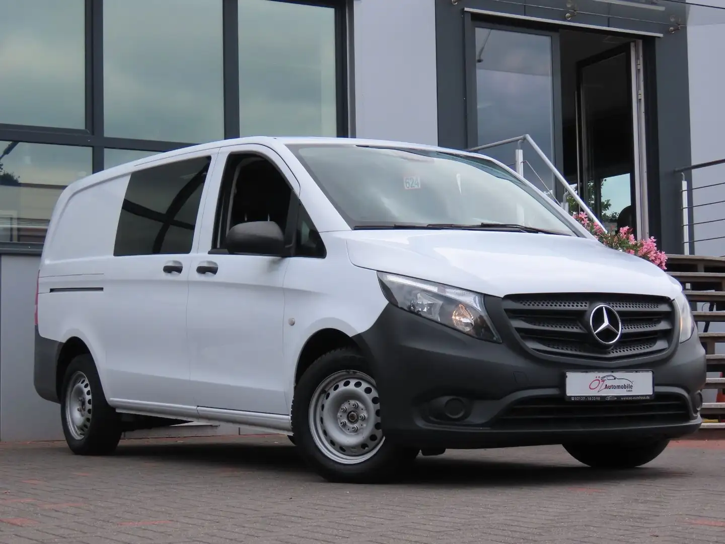 Mercedes-Benz Vito Mixto 109 CDI FWD lang 6 Sitze AHK Weiß - 2