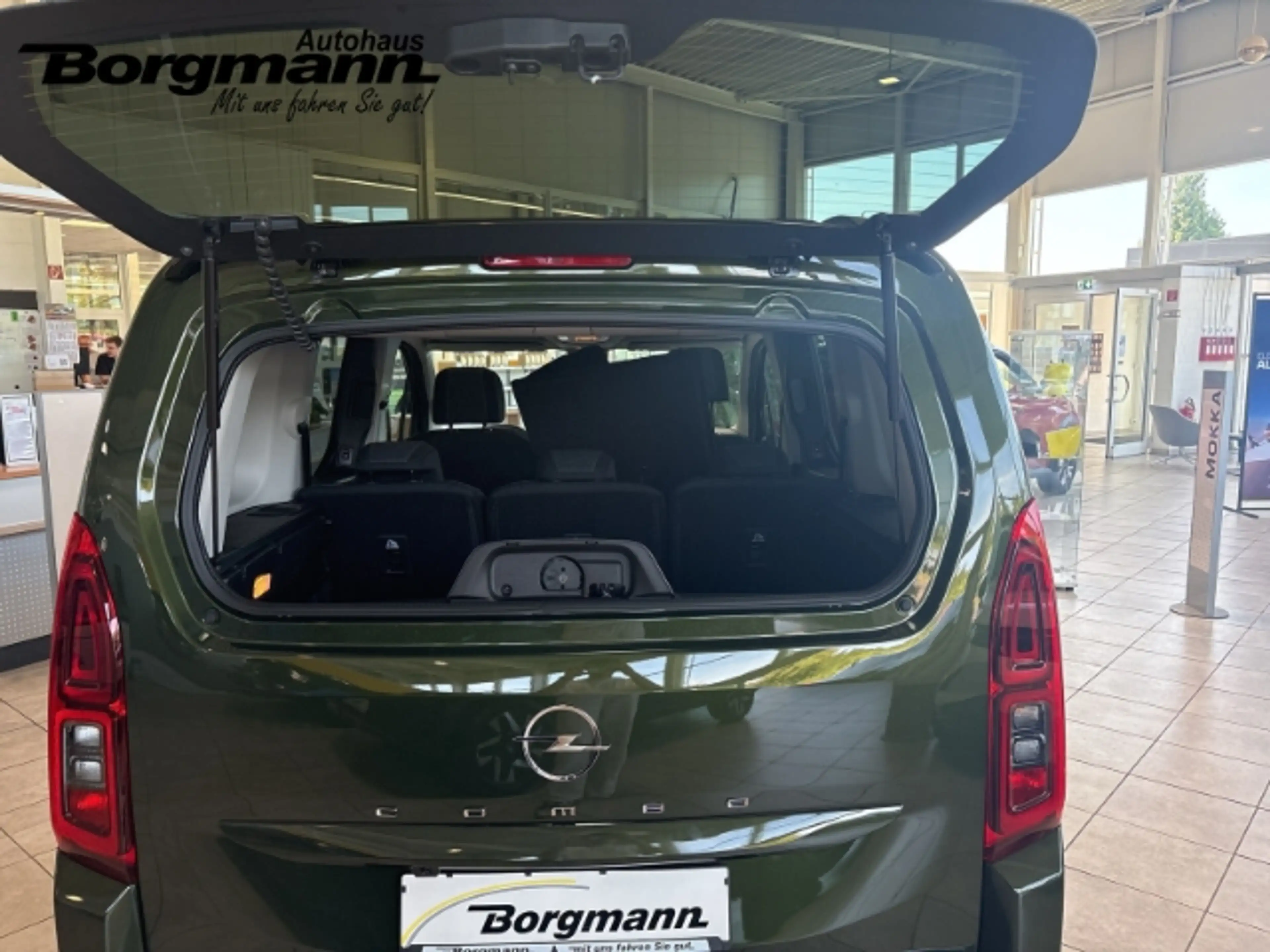 Opel Combo Life GS 1.5 Diesel 130Ps 8Gang Tempomat - Apple CarPlay — photo 8