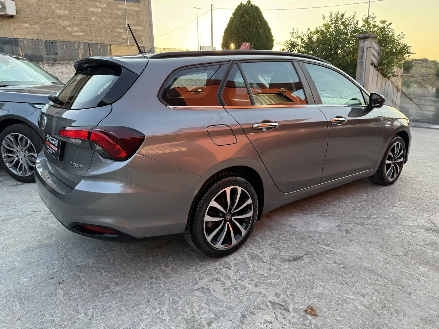 Fiat Tipo SW 1.6 mjt Lounge s&s 120cv - 1