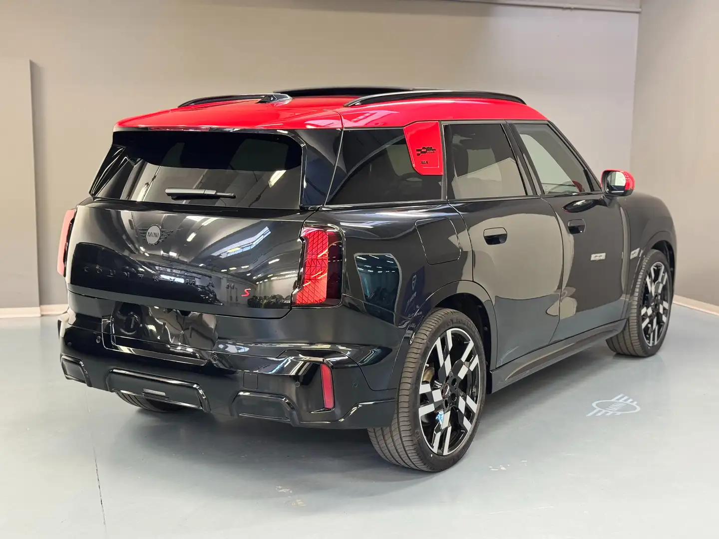 MINI Countryman S All4 ALLESTIMENTO JCW - TETTO - HARMAN KARDON - FULL Nero - 2