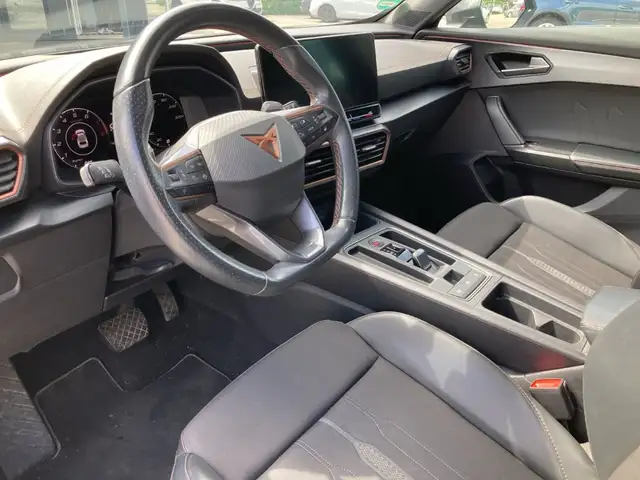 Cupra Formentor view 10