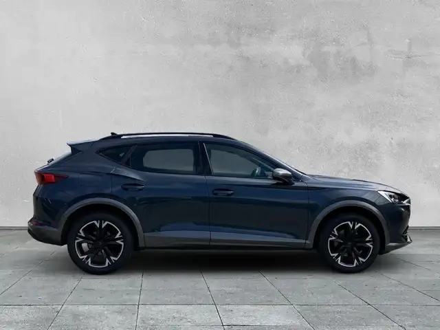 Cupra Formentor view 6