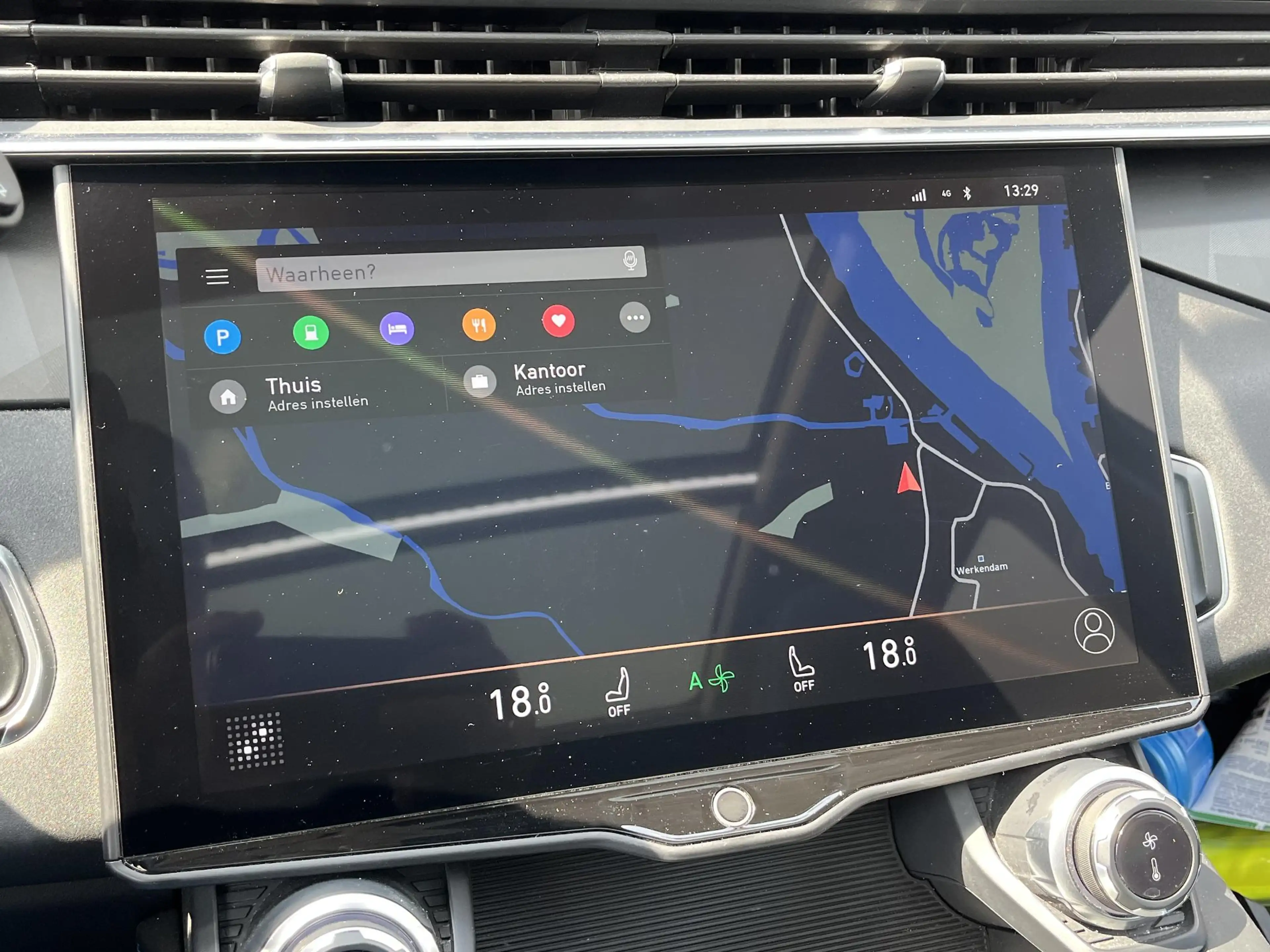 Lynk & Co 01 1.5 , Panorama, Navi, Apple Carplay & Android Auto — photo 8