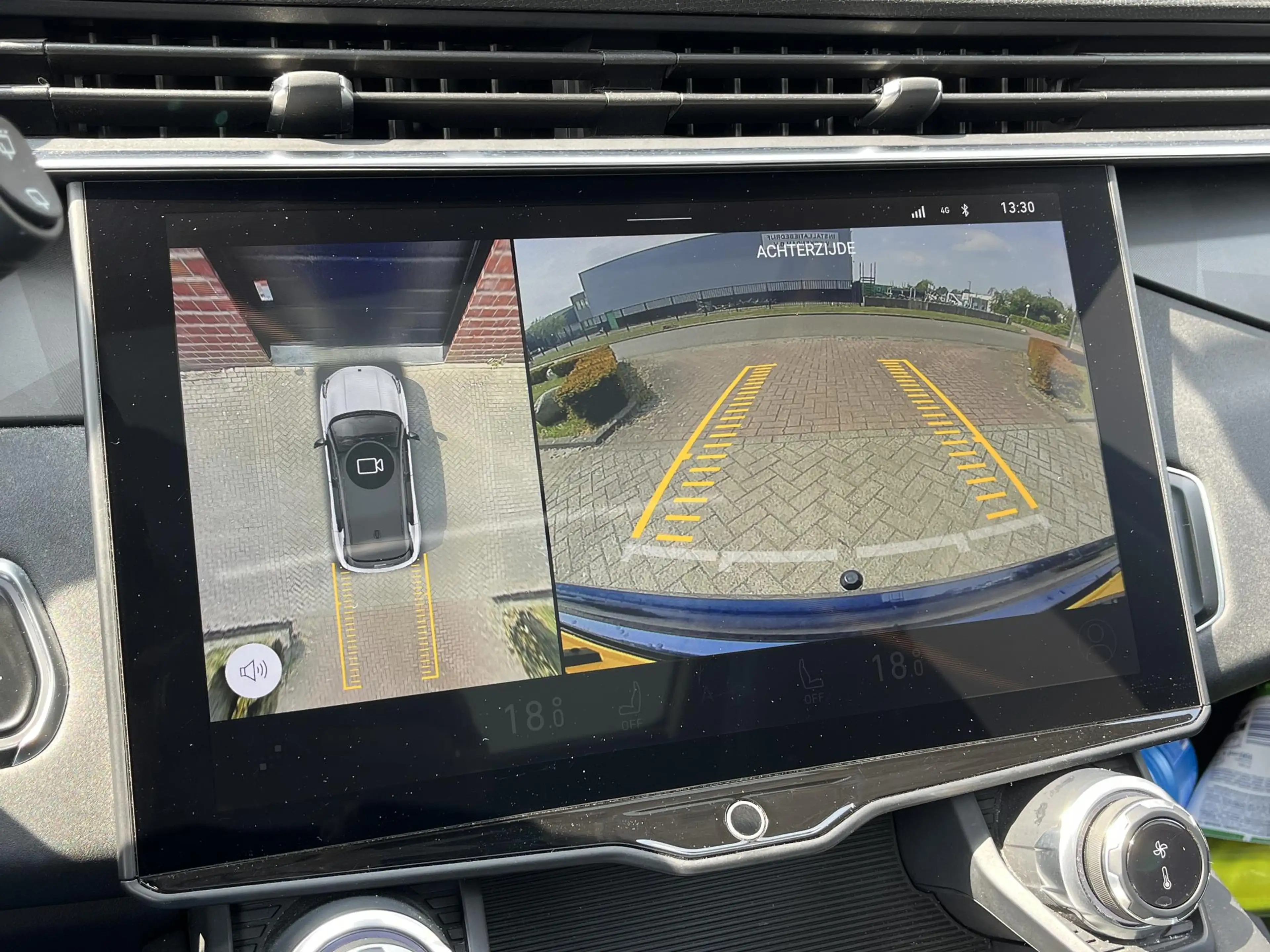 Lynk & Co 01 1.5 , Panorama, Navi, Apple Carplay & Android Auto — photo 4