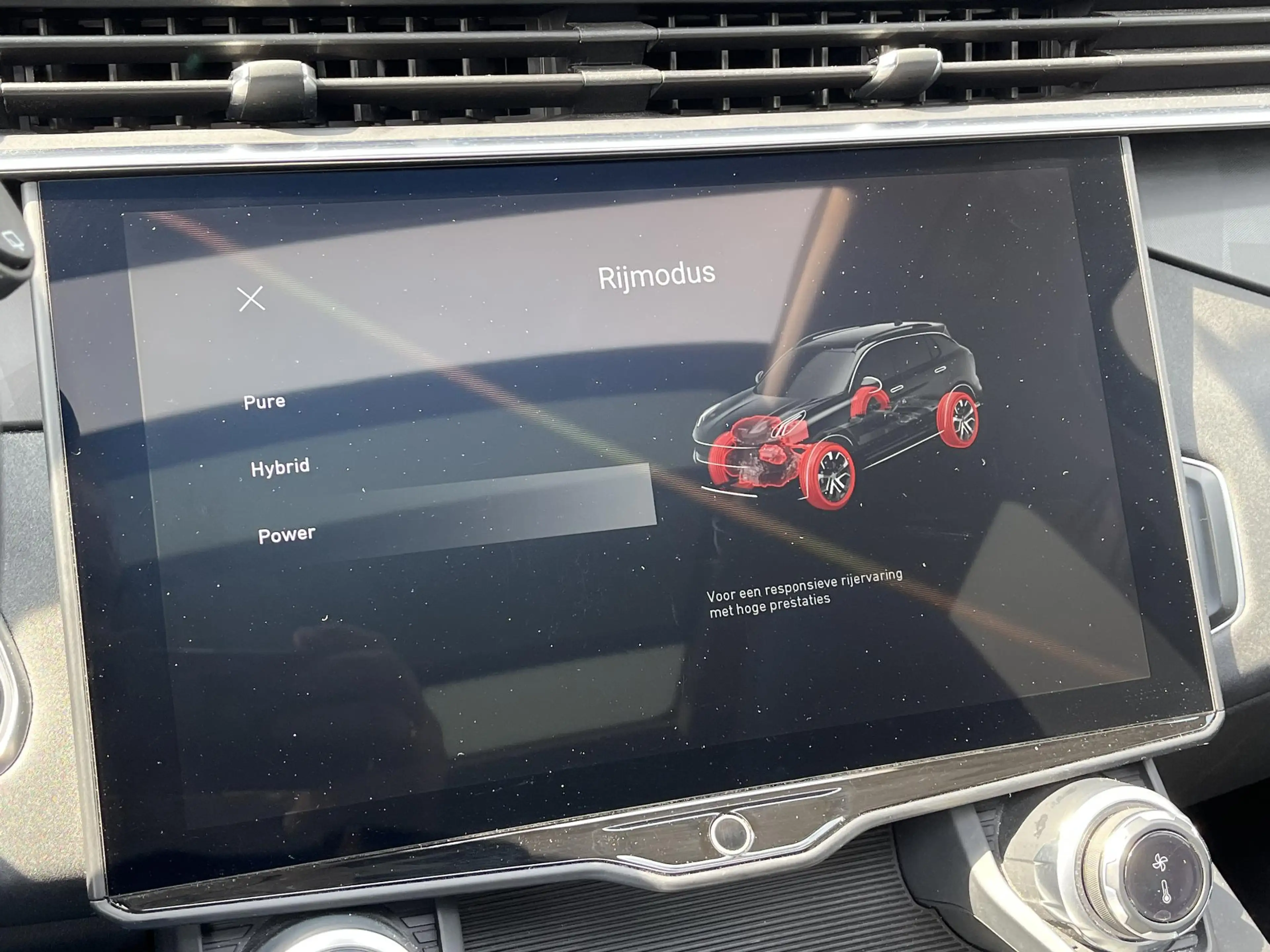 Lynk & Co 01 1.5 , Panorama, Navi, Apple Carplay & Android Auto — photo 11