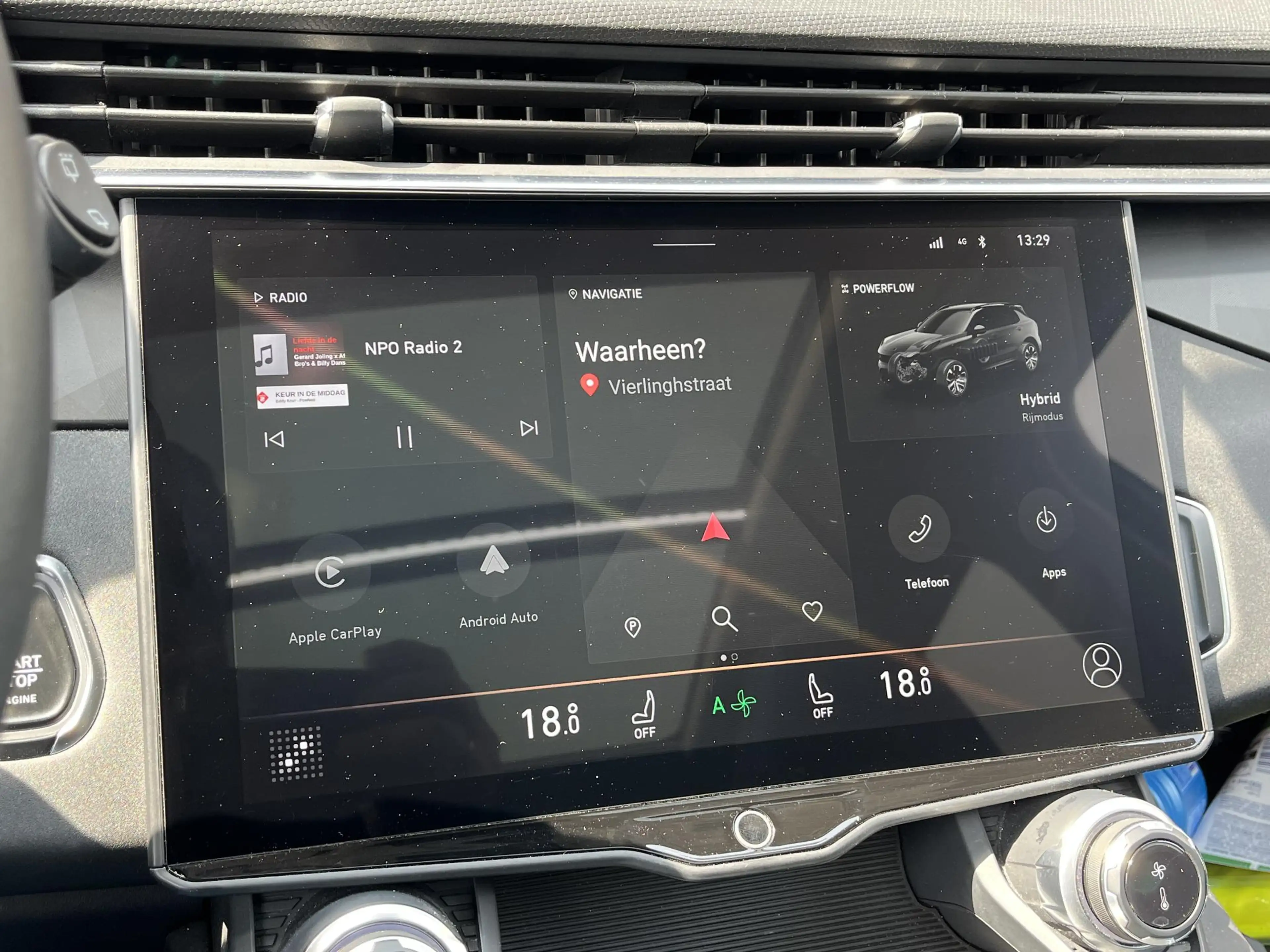 Lynk & Co 01 1.5 , Panorama, Navi, Apple Carplay & Android Auto — photo 9