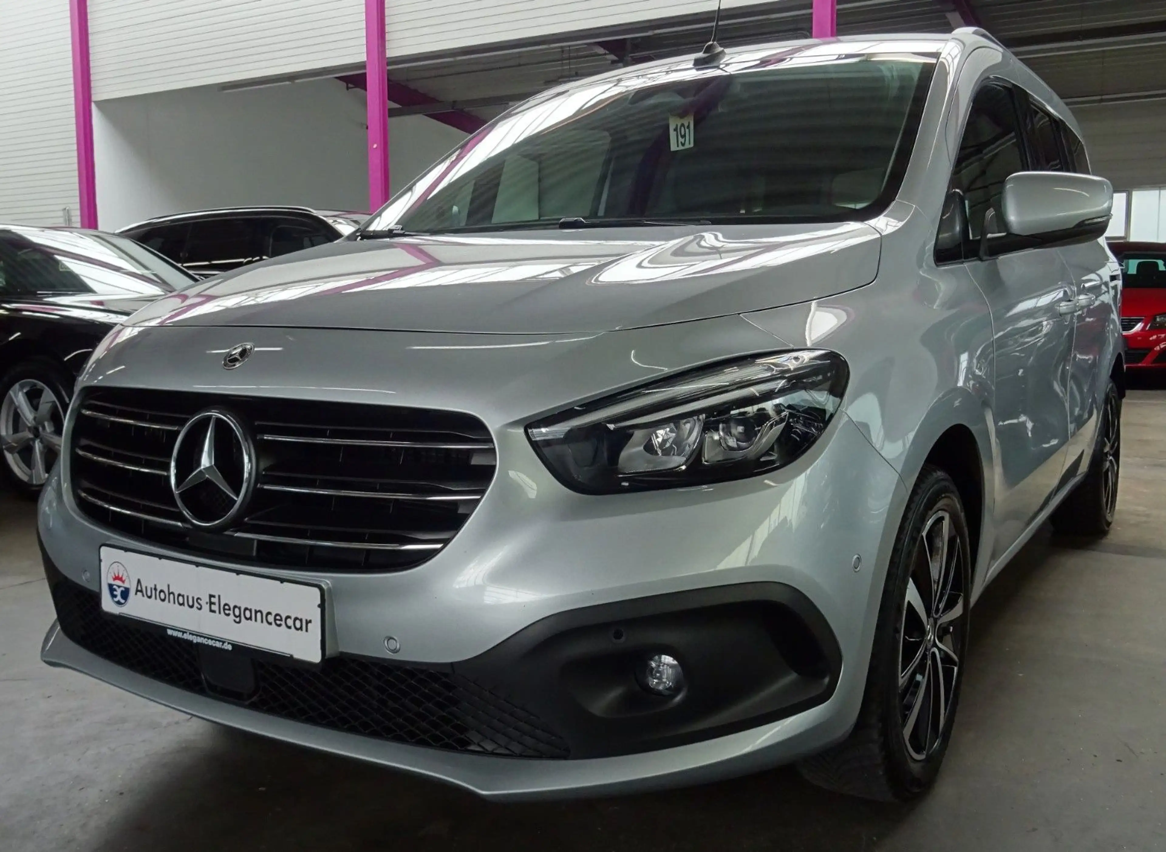 Mercedes-Benz T-Class T 180 d  Edition