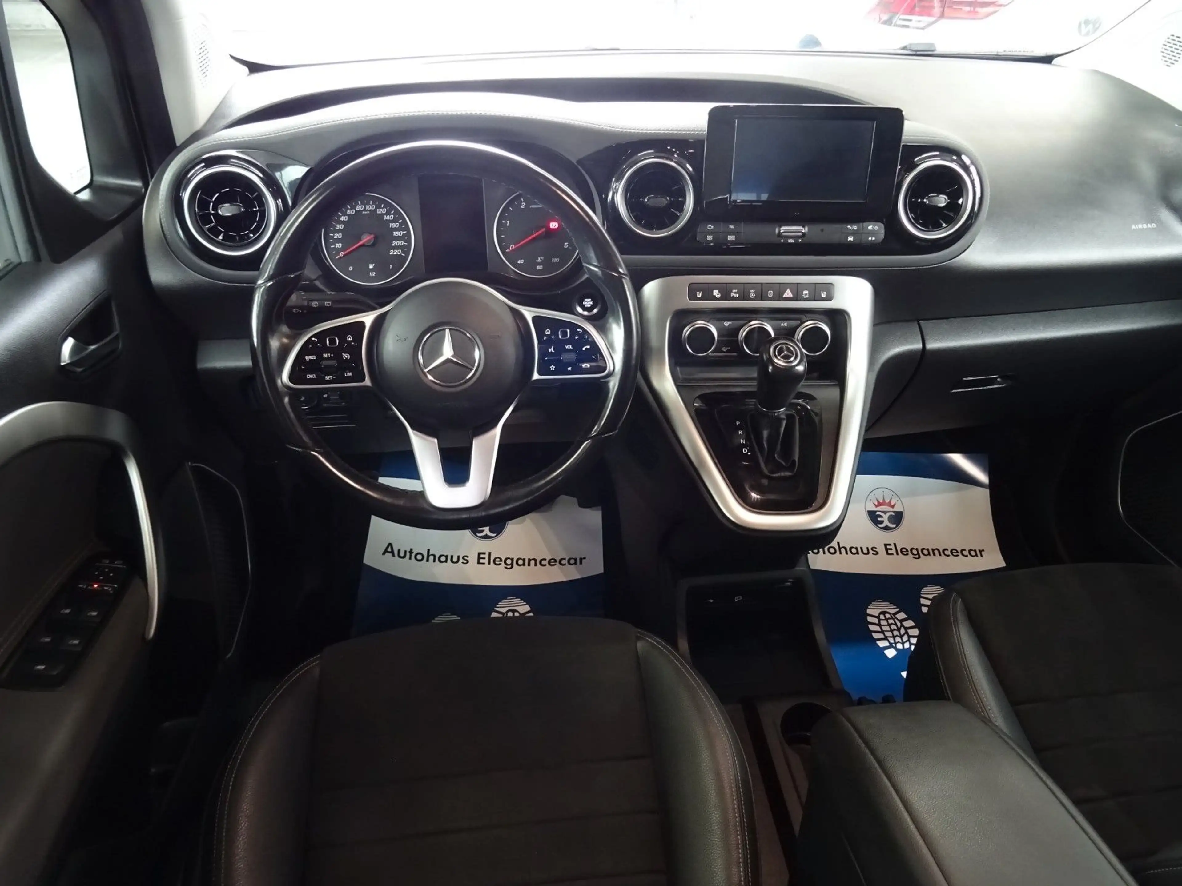 Mercedes-Benz T-Class T 180 d  Edition — photo 9