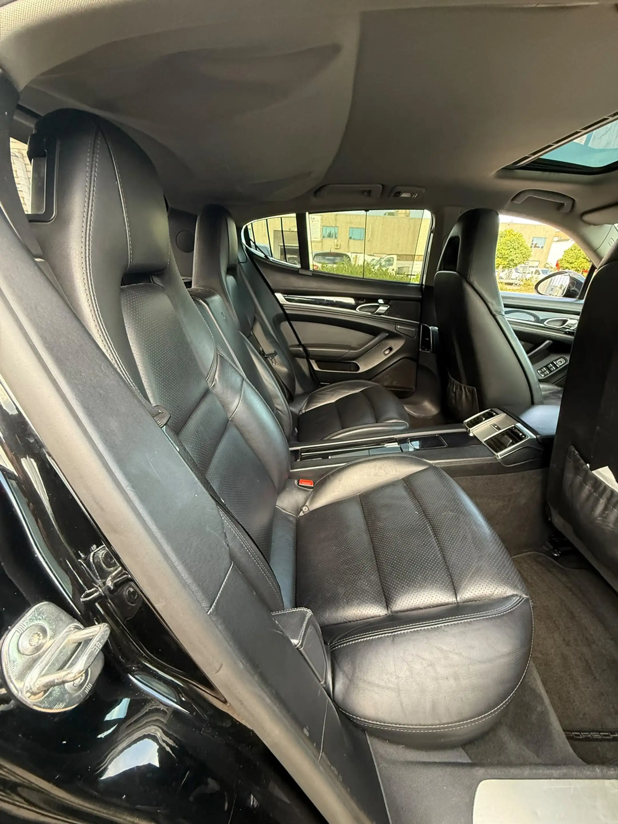Porsche Panamera 3.0 D — photo 11