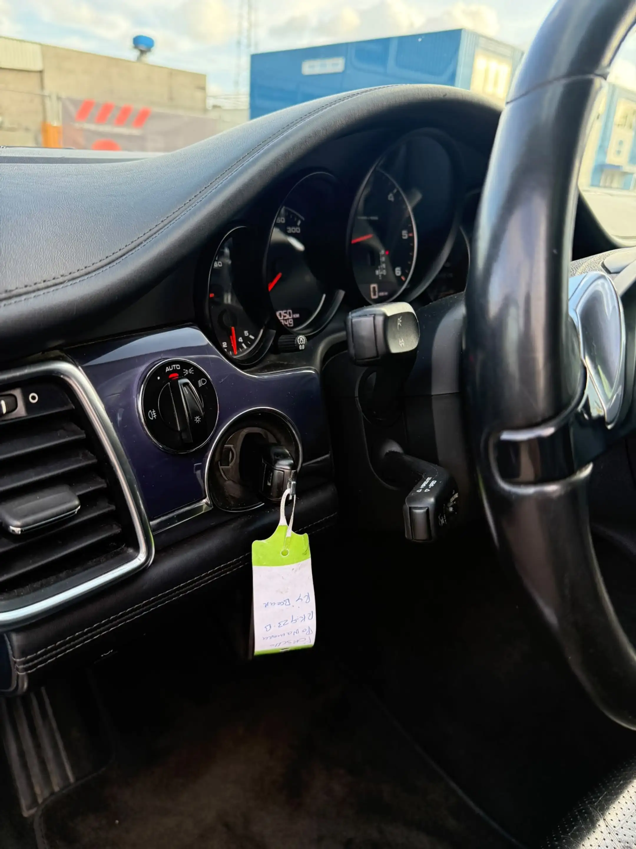 Porsche Panamera 3.0 D — photo 8