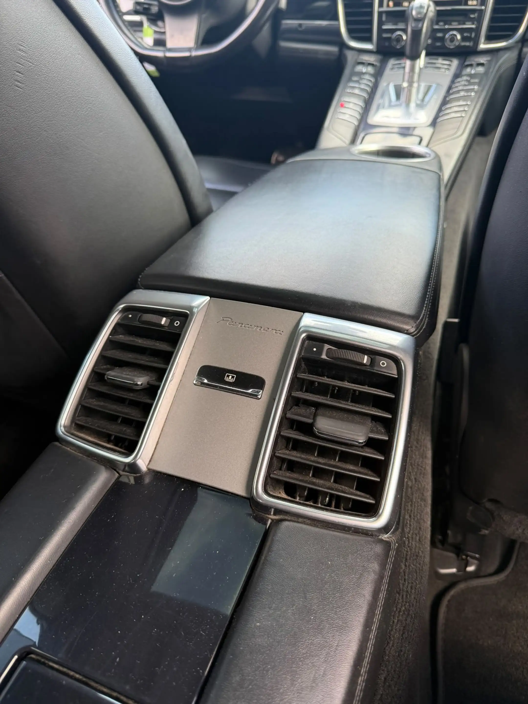 Porsche Panamera 3.0 D — photo 14