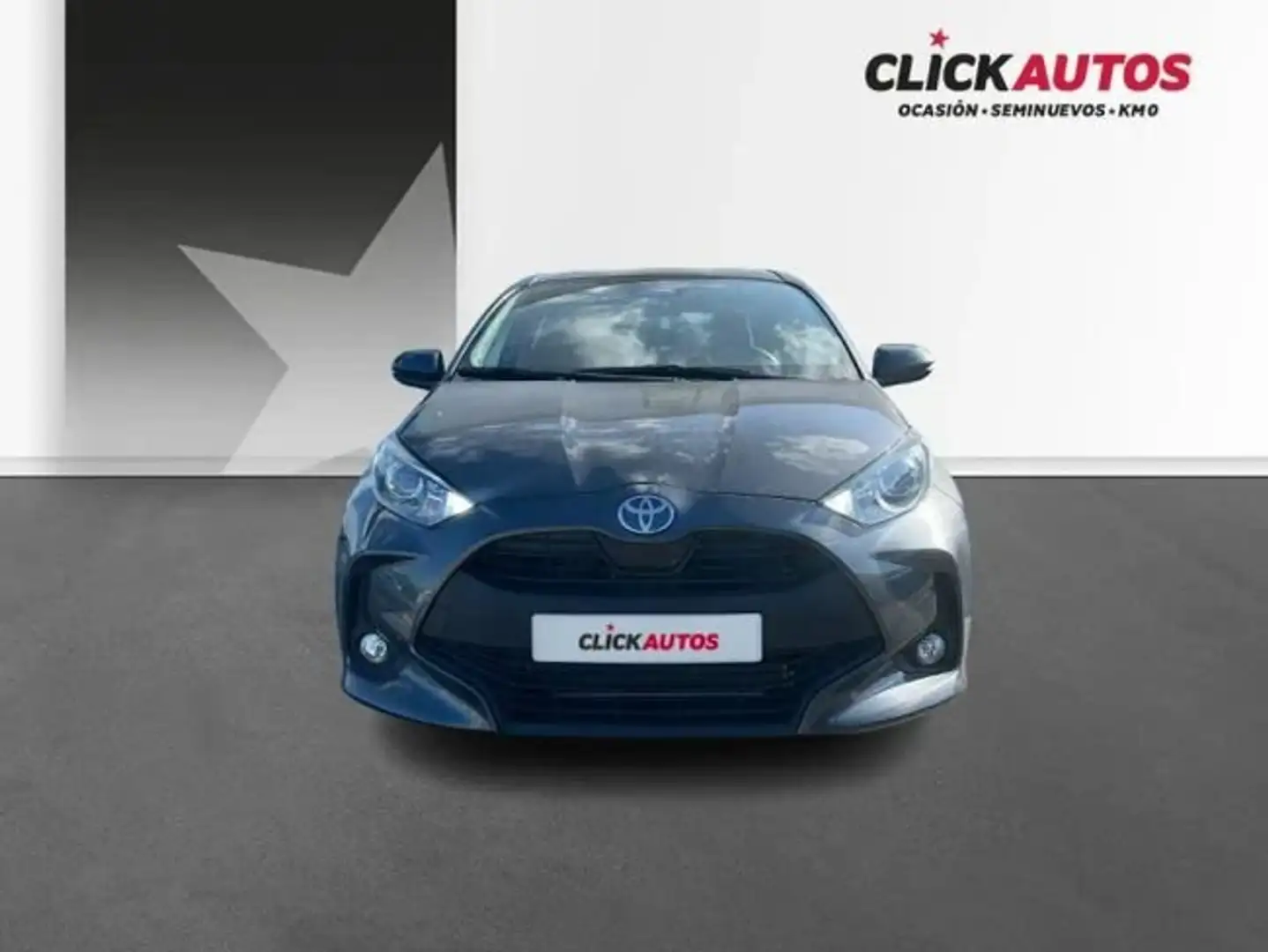 Toyota Yaris 120H 1.5 Active Plus Gris - 2