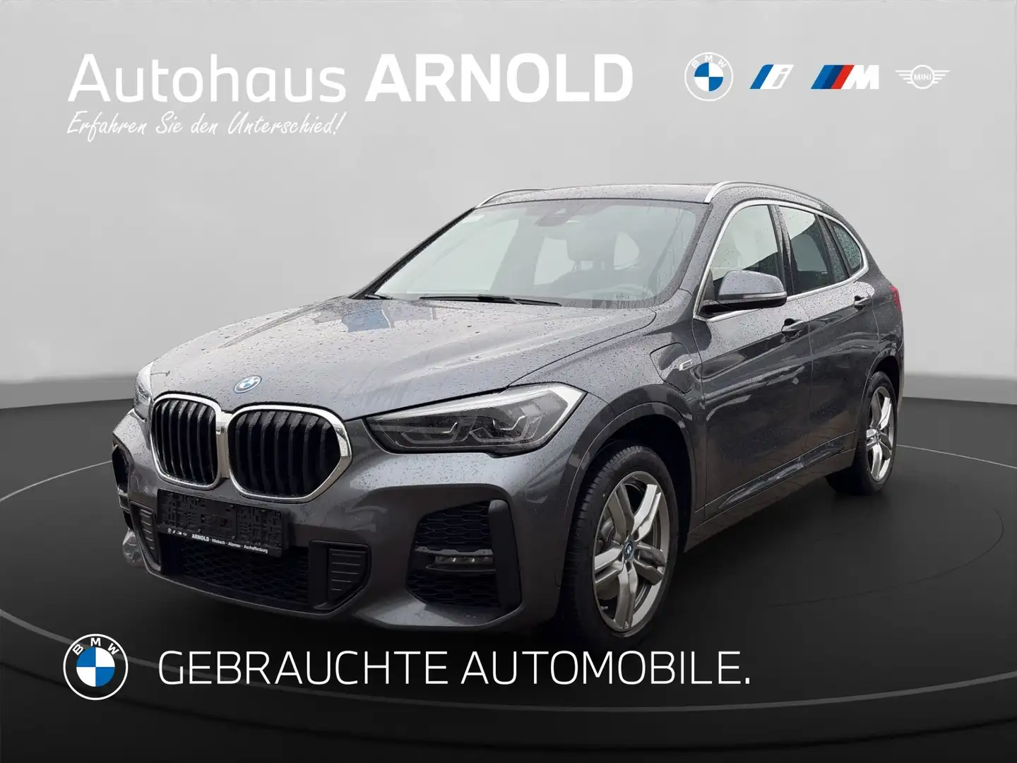 BMW X1 xDrive25e M Sportpaket *Batteriegarantie* Tempomat Grijs - 1