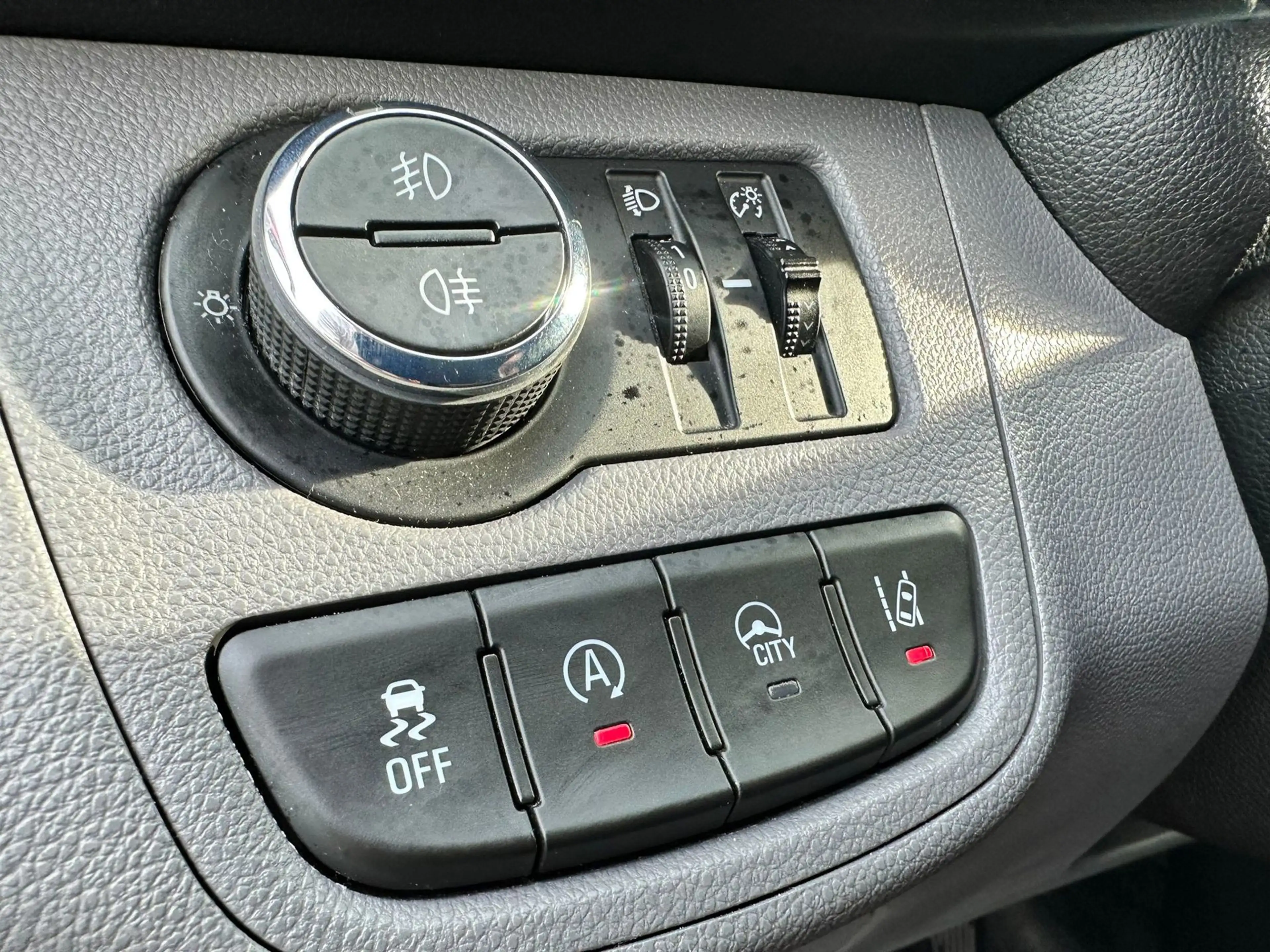 Opel Karl 1.0 ecoFLEX Innovation Cruise*Clima*Leder*NAP*Deal — photo 10