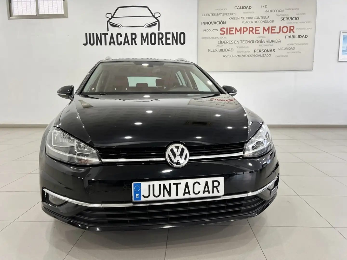 Volkswagen Golf Variant 1.6TDI Last Edition Noir - 1
