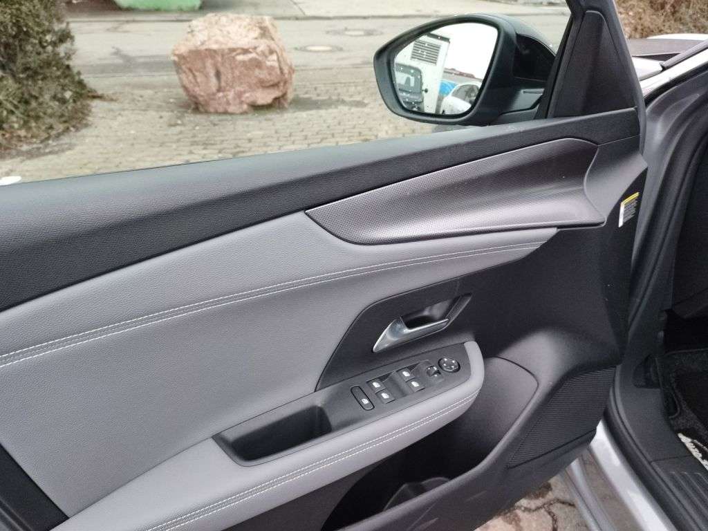 Opel Mokka E