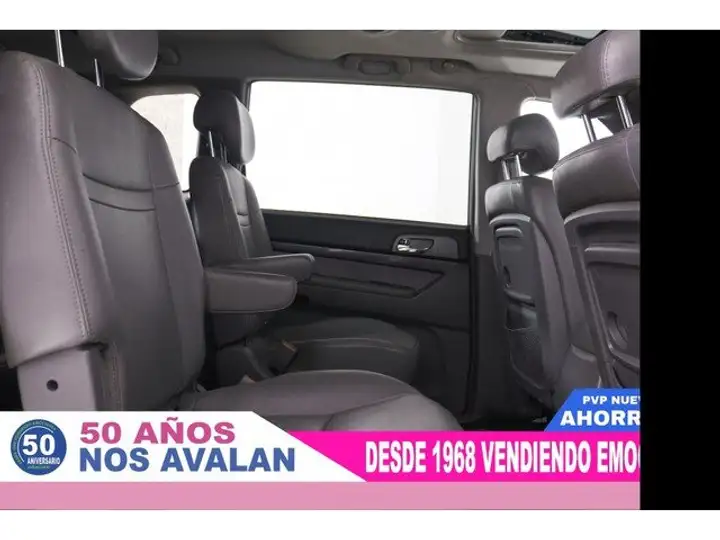 SsangYong Rodius 2.0e-Xdi Limited 2015, foto 19