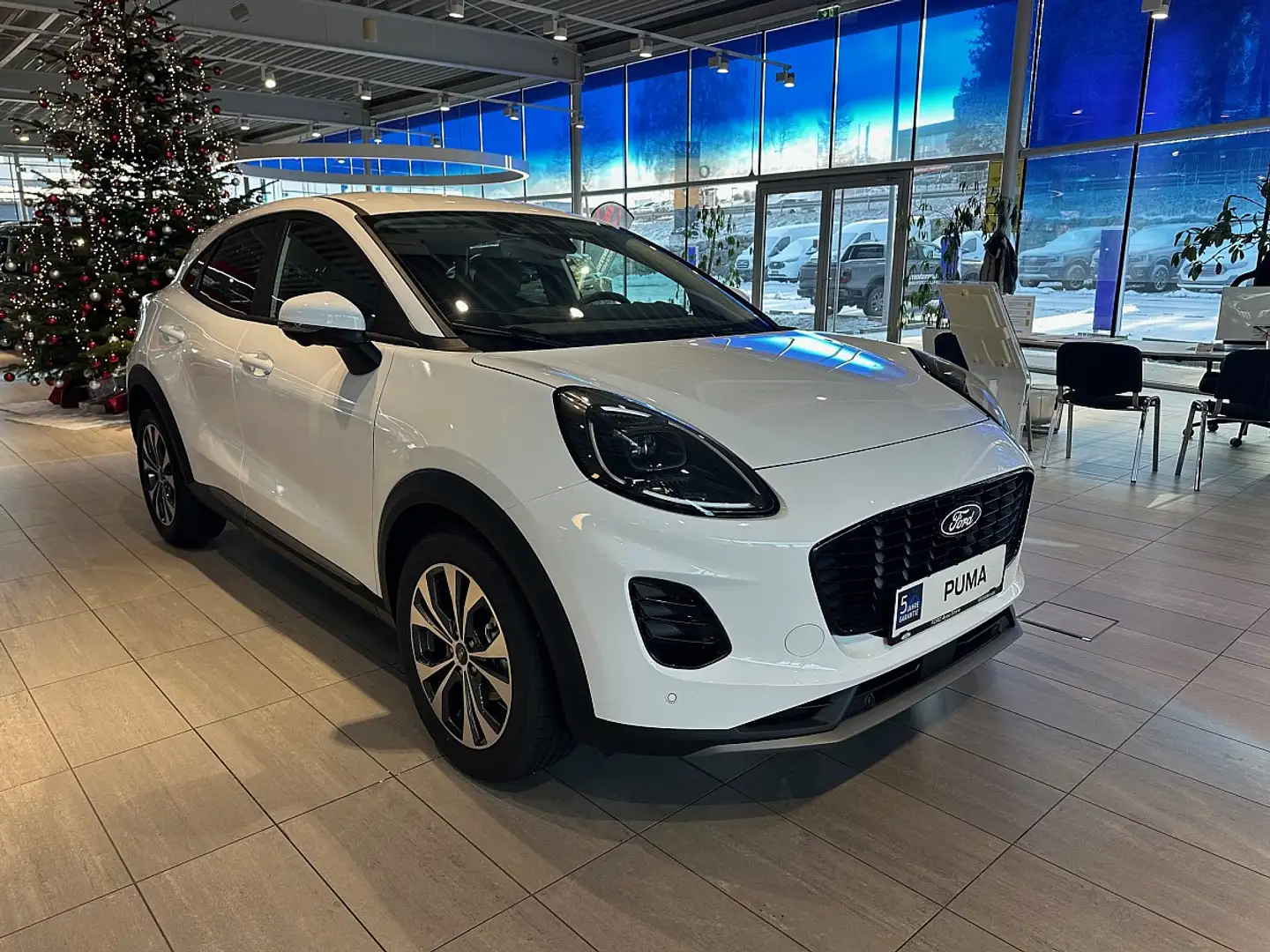 Ford Puma 1,0 EcoBoost Hybrid Titanium Weiß - 1