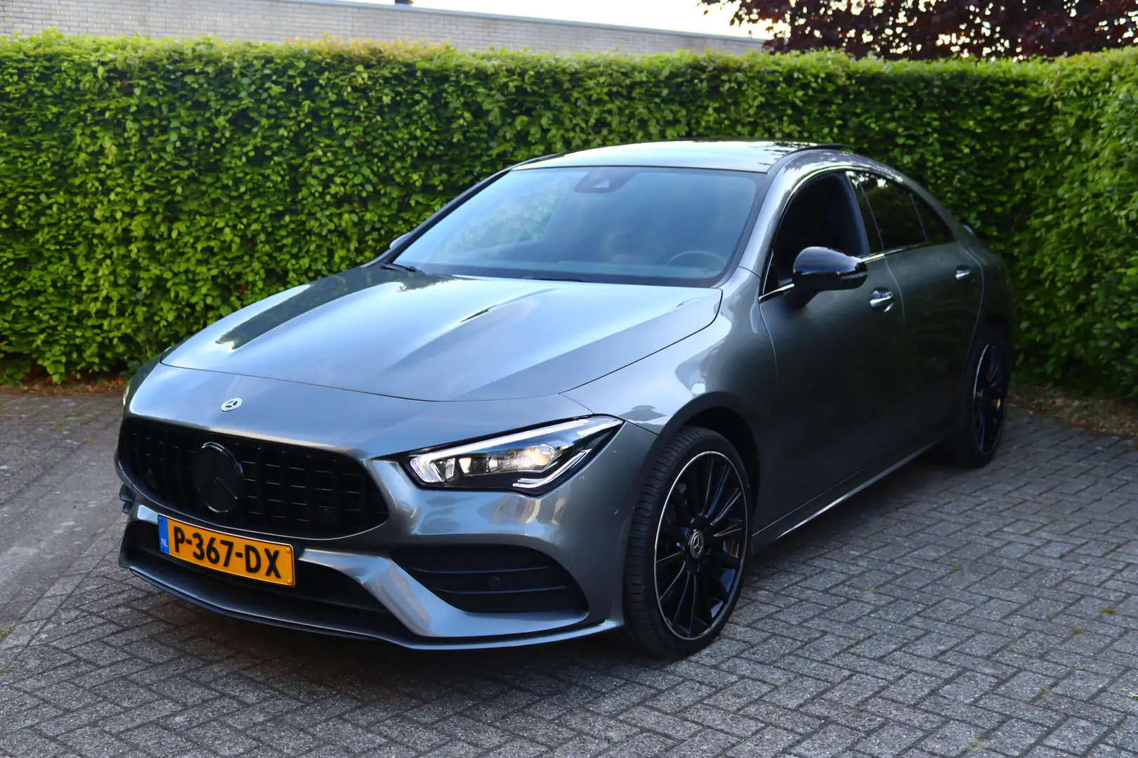 Mercedes-Benz CLA 250 Mercedes-Benz Cla 250E / GARANTIE / NAP / 1ST EIGE Grijs - 1