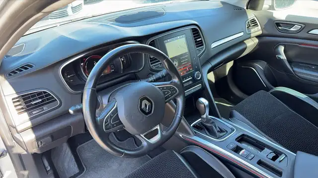Renault Megane view 8