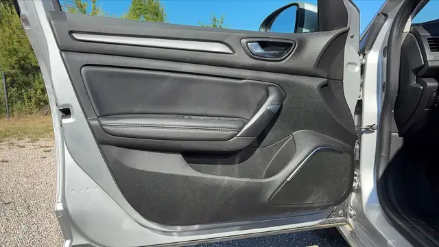Renault Megane view 7