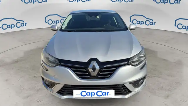 Renault Megane view 5