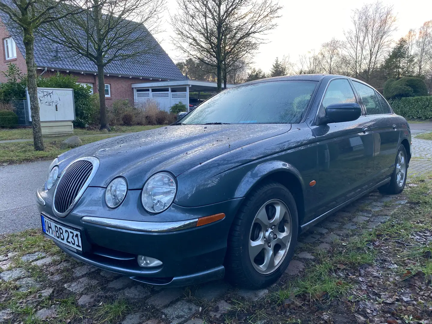 Jaguar S-Type V8 4.0 276 PS - 1.Hand Schiebedach Grau - 2