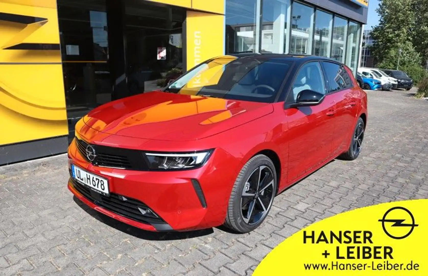 Opel Astra L 5-trg. 1.2T MT6 Elegance, Kamera, LED Rot - 1