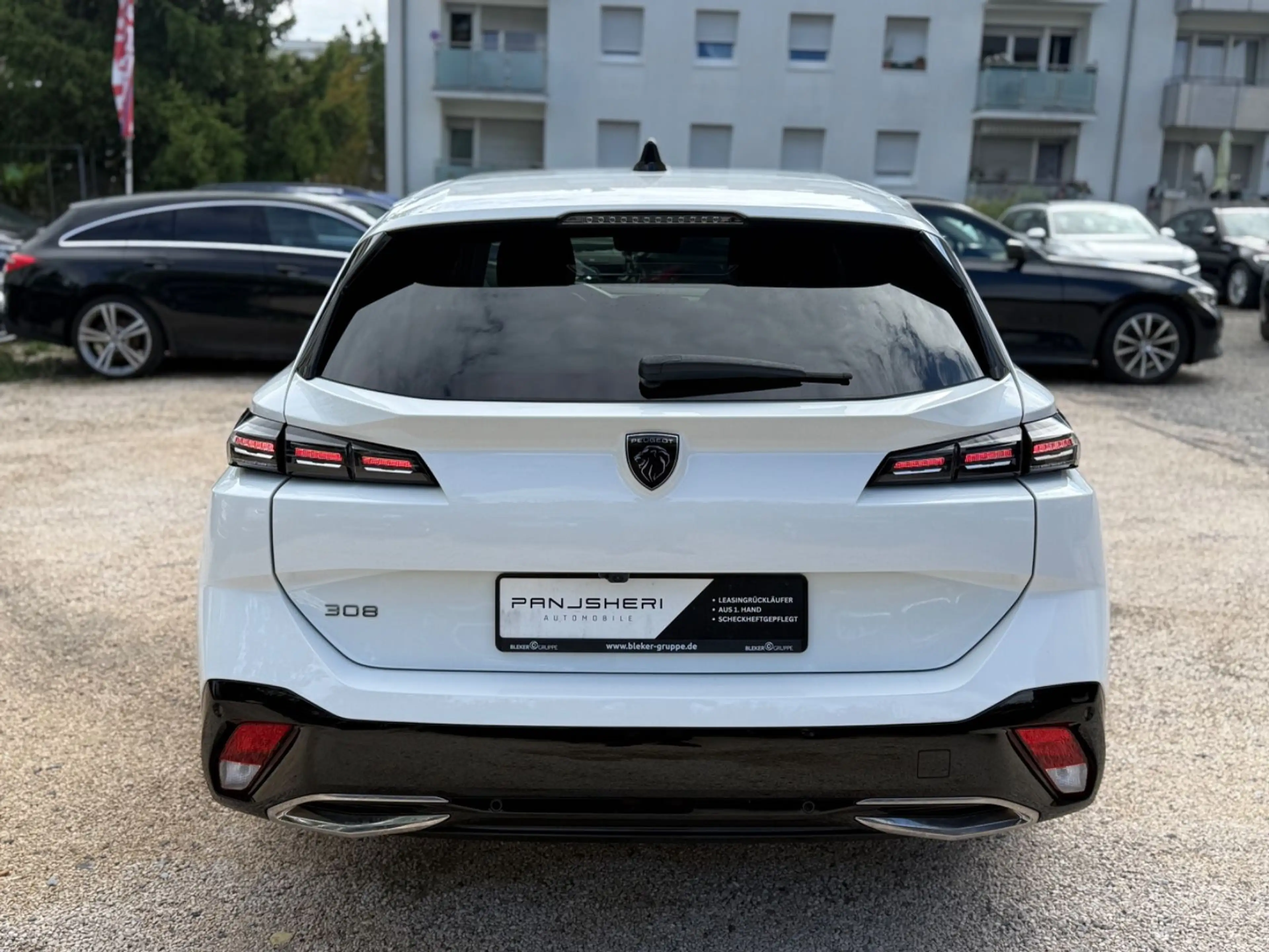 Peugeot 308 EAT8 SW Allure Pack Kamera LED Leder ACC BLI — photo 5