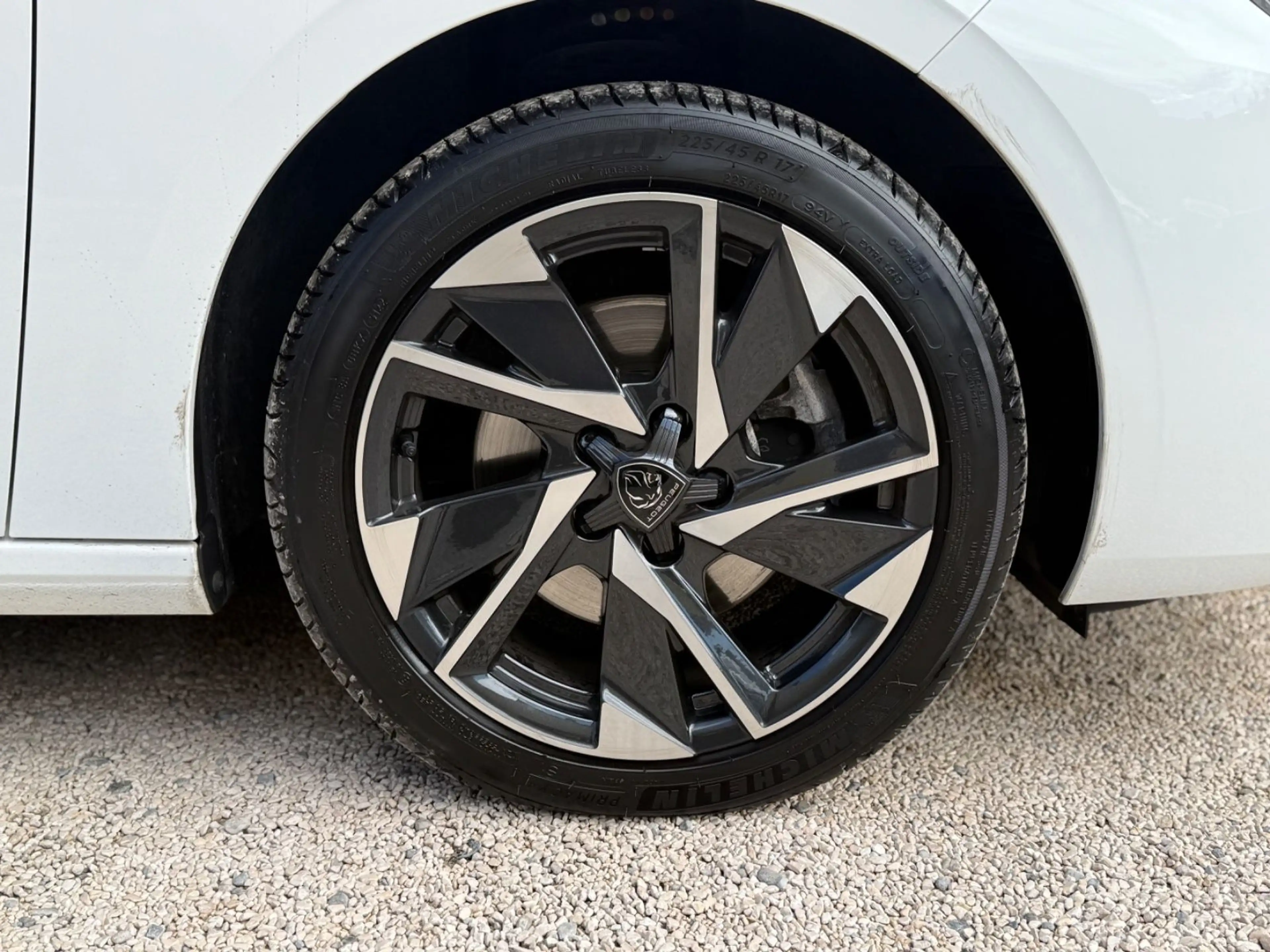 Peugeot 308 EAT8 SW Allure Pack Kamera LED Leder ACC BLI — photo 8