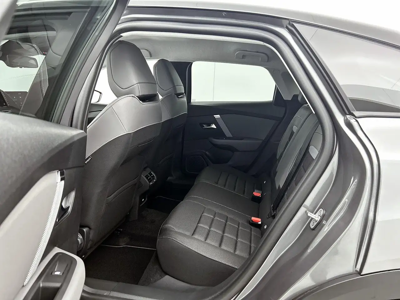 Citroen C4 2026 — фото 13