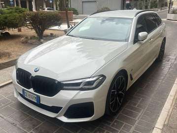 Serie 5 G31 2020 Touring LCI 530d Touring mhev 48V xdrive Msport auto