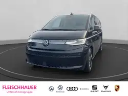 Volkswagen T7 Multivan lang Style 2.0 TDI HUD AHK klappbar Navi Digitales