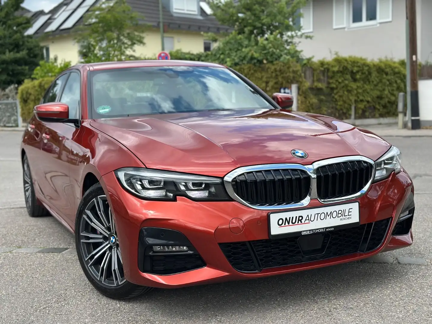 BMW 320 d xDrive M-Sport NaviProf Leder ACC AHK 18" Orange - 1